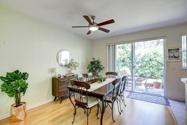 Foto del edificio - 11705 NW 47th Dr