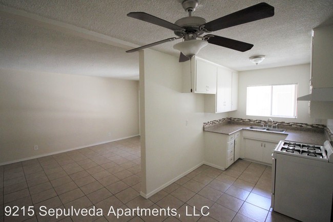 Foto del edificio - 9215 Sepulveda Blvd