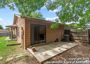 Building Photo - 11742 Spring Club Dr