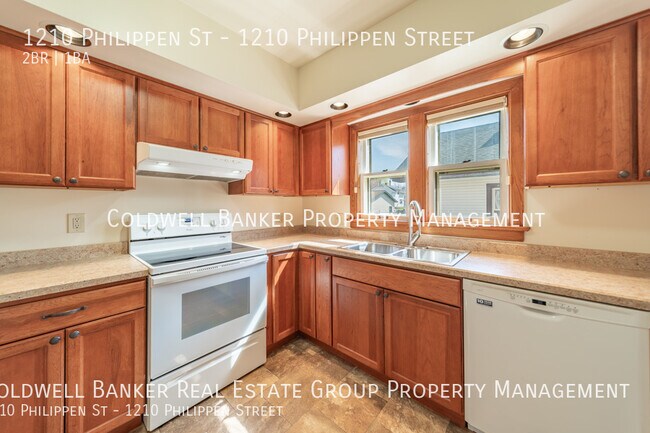 Foto del edificio - 1210 Philippen St