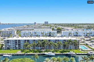 Building Photo - 109 Paradise Harbour Blvd