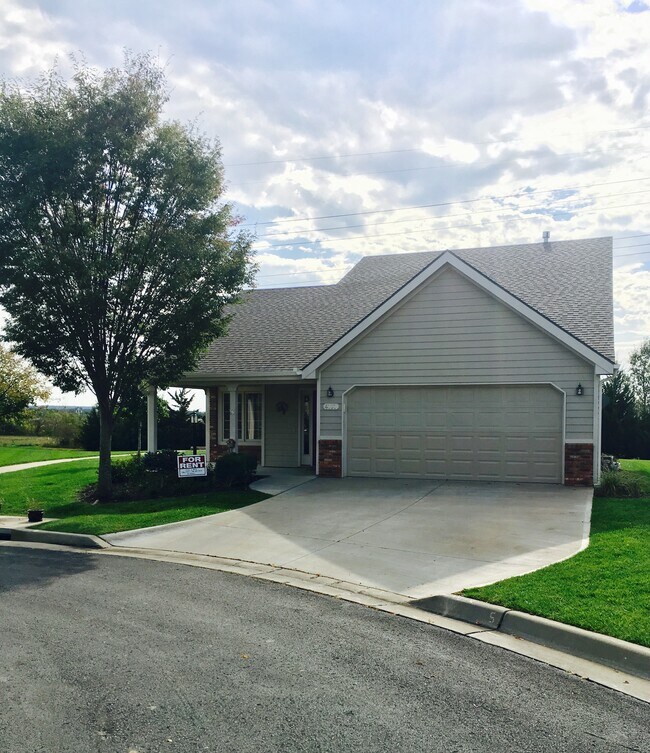 Foto del edificio - 4737 Larkspur Cir
