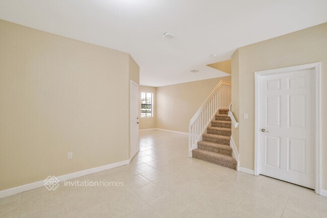 Foto del edificio - 3477 W 106th St