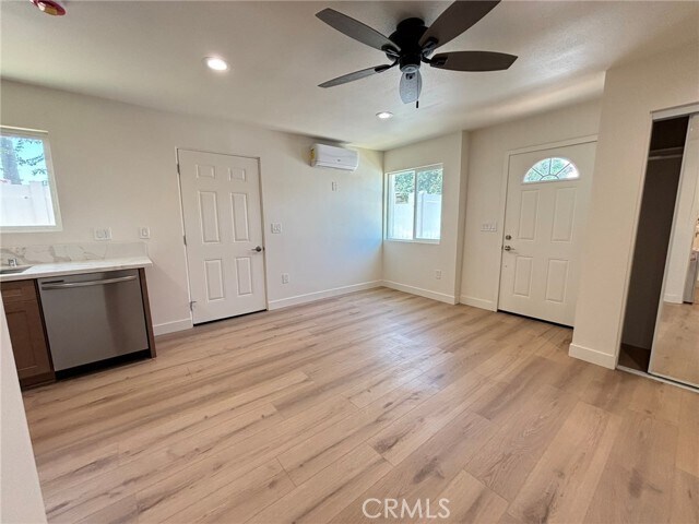 Foto del edificio - 2057 Marlborough Ave