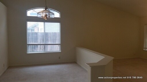 Building Photo - 1605 Steinbeck Dr