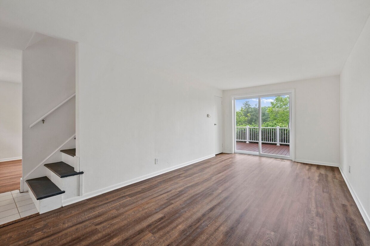 Primary Photo - Newly Renovated 3 bedroom home in Turtle C...