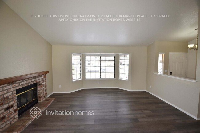 Building Photo - 1421 Hickory St