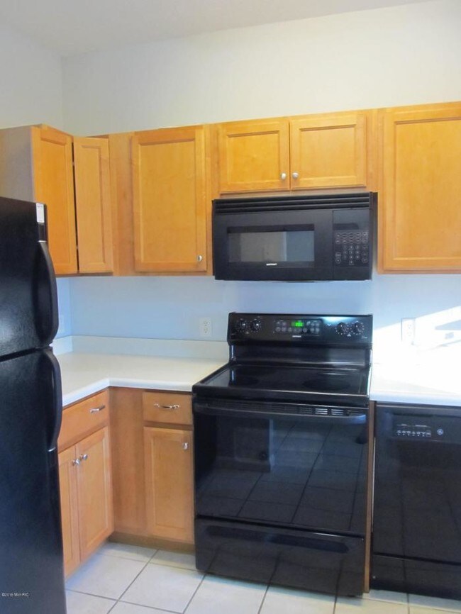 Building Photo - 2 bedroom in Kalamazoo MI 49004