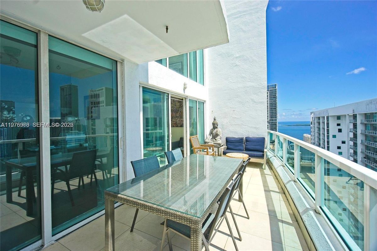 Building Photo - 41 SE 5th St