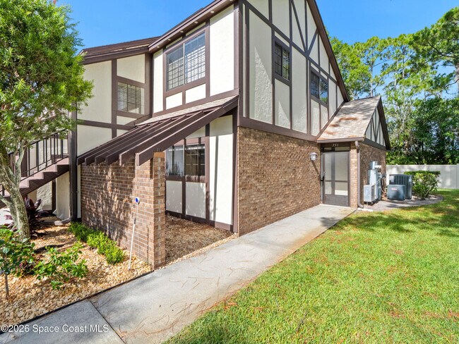 Foto del edificio - 751 Greenwood Manor Cir