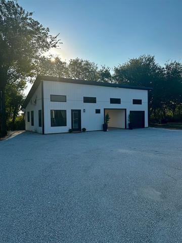 Building Photo - 10651 Old Cleburne Crowley Jct Rd