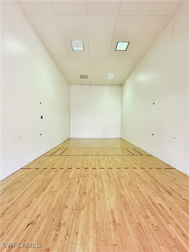 Building Photo - 1820 Florida Club Cir