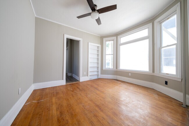 Foto del edificio - 1611 Carroll Ave