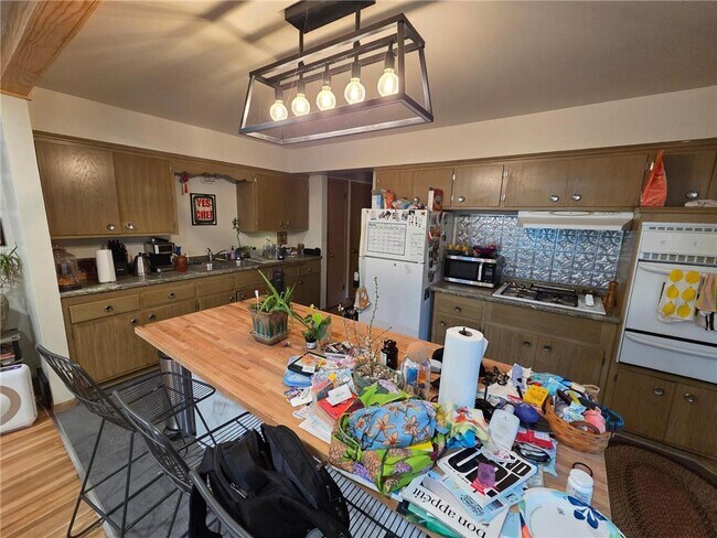 Foto del edificio - 4229 Unity Ave N