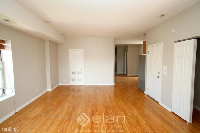 Building Photo - 1320 N Mohawk St