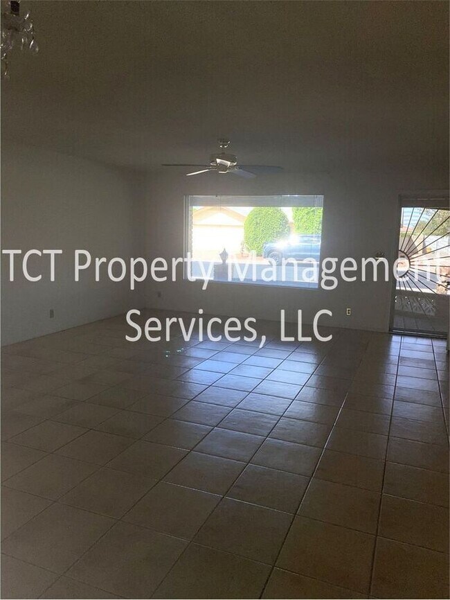 Building Photo - Well Maintained Home in 55+ Community