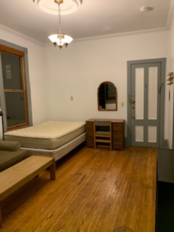 Main Room - High Ceilings - 127 College Ave