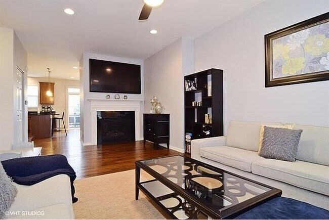 Foto del edificio - 1641 Dogwood Ln