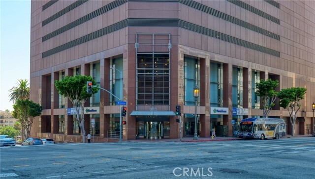 Building Photo - 1100 Wilshire Blvd