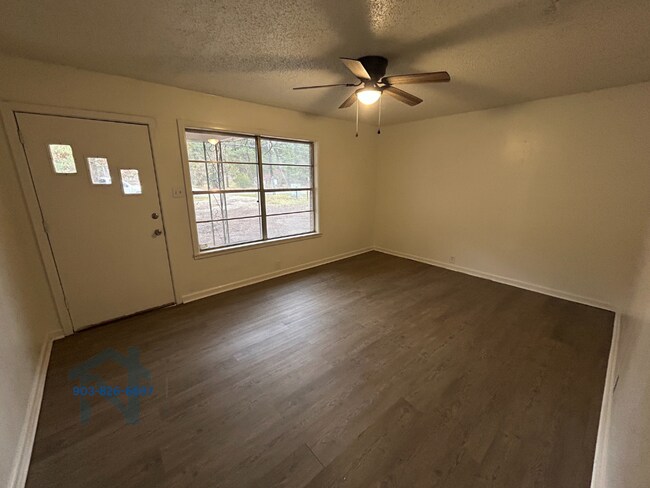 Foto del edificio - 1101 N Kings Hwy