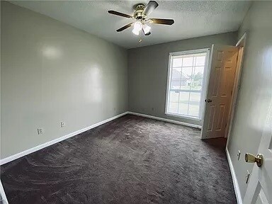 Building Photo - 1200 Garden Dr