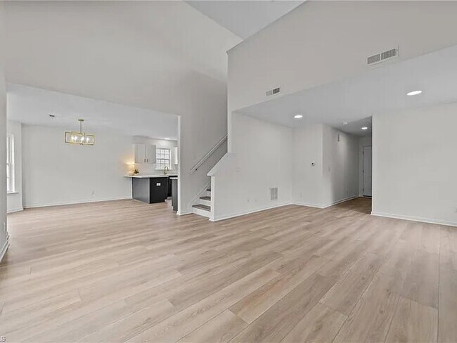 Building Photo - Earn Wealth While Leasing - Like a Homeown...