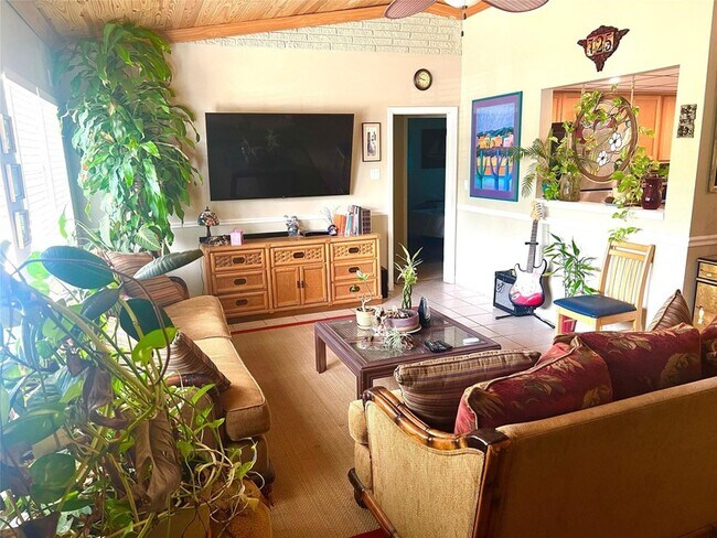 Foto del edificio - 725 Carolina Ave