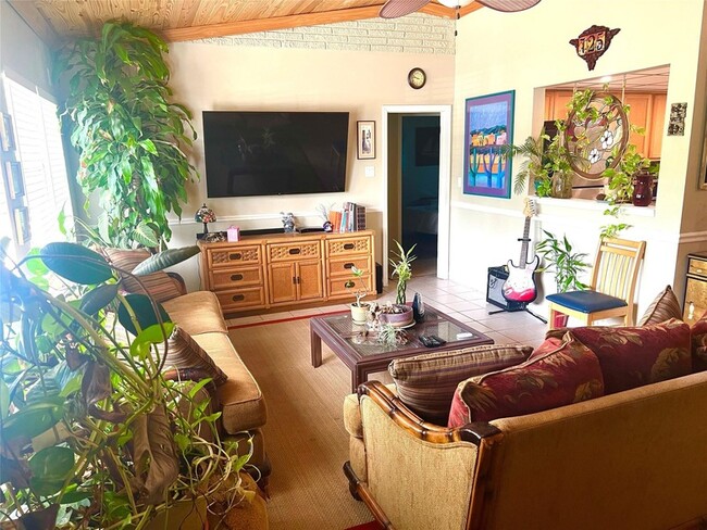 Photo - 725 Carolina Ave House