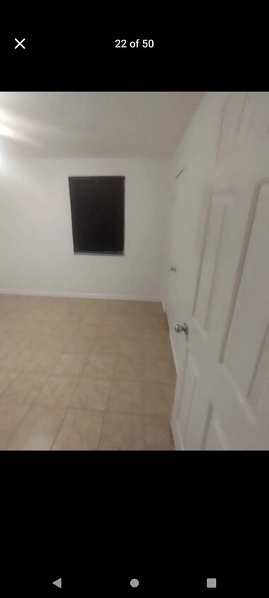 Foto principal - 635 N Nova Rd