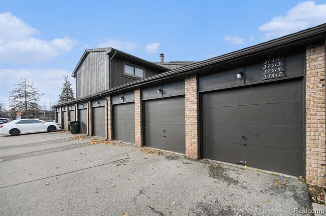 Foto del edificio - 37313 Clubhouse Dr