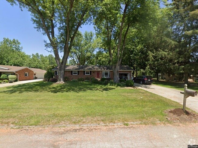 Building Photo - 1382 Burrwood St