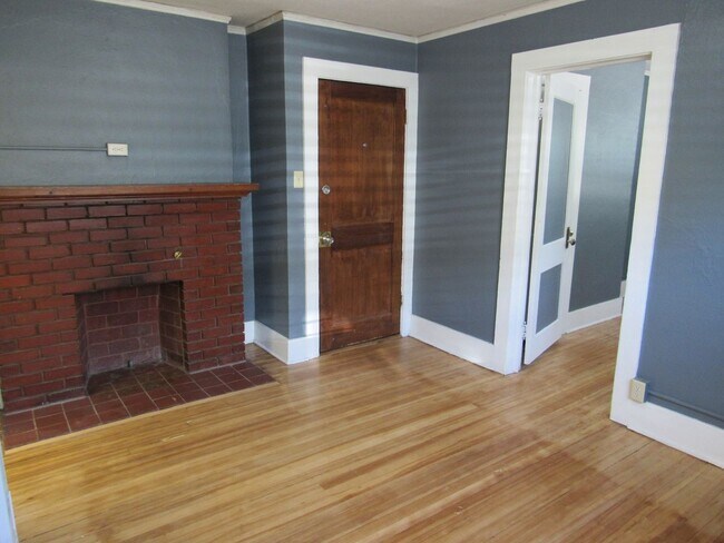 Foto del edificio - 835 E 12th St