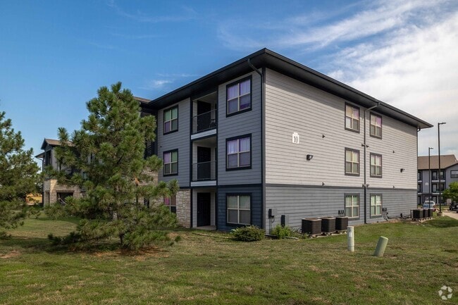 Building Photo - Inwood Crossings