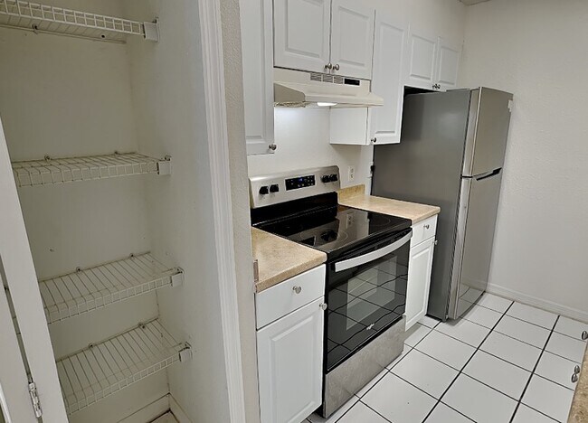 Foto del edificio - 3073 Willow Bend Blvd