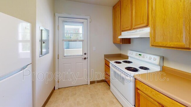 Foto del edificio - 130 E 6th St