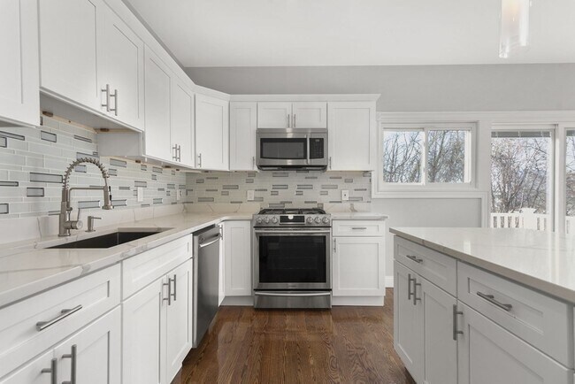 Foto del edificio - 200 Byron St