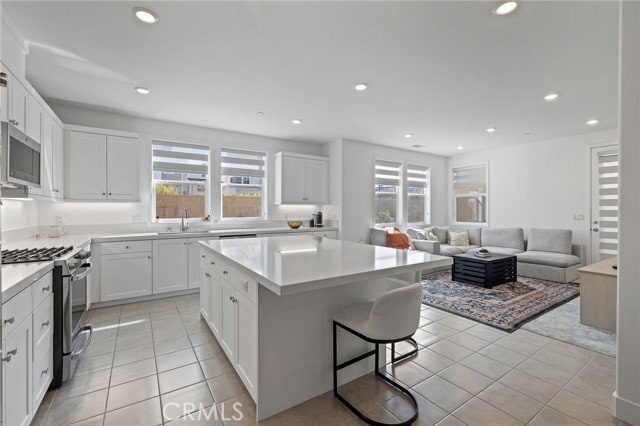 Building Photo - 236 Yerba