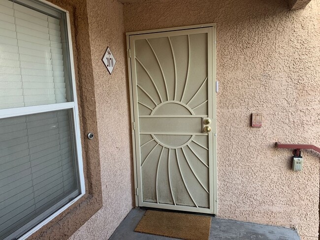 Building Photo - 2/2 Copper Palms