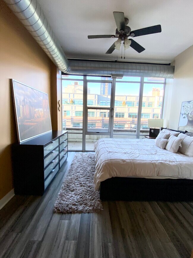 Foto del edificio - 901 W Madison St