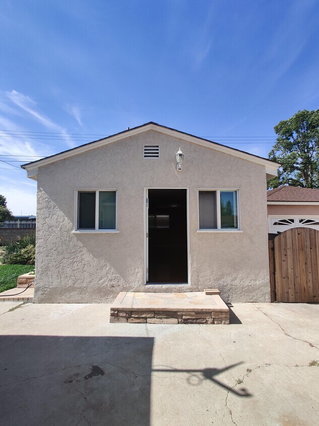 437 W Knepp Ave, Fullerton, CA 92832 House Rental in Fullerton, CA