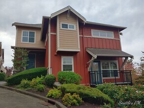 Building Photo - 1996 17th Ave NE