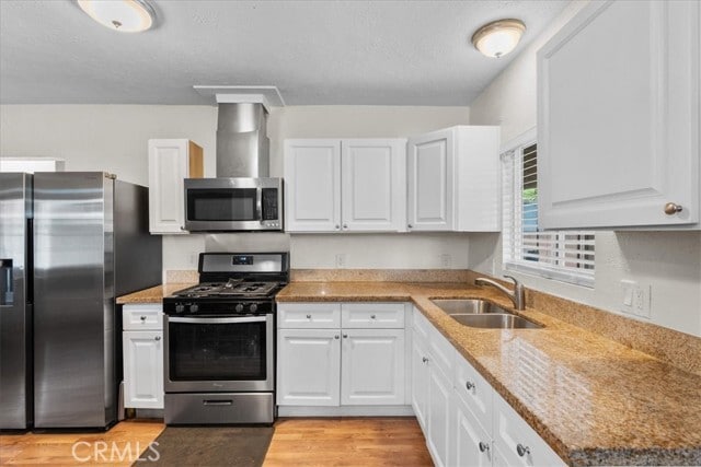 Foto del edificio - 1035 Laurel Ave