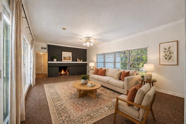 Foto del edificio - 2110 NW 3rd Pl
