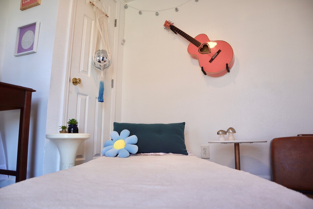 Foto principal - 1007 Johnson St