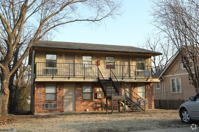 Building Photo - 1713 S Q St