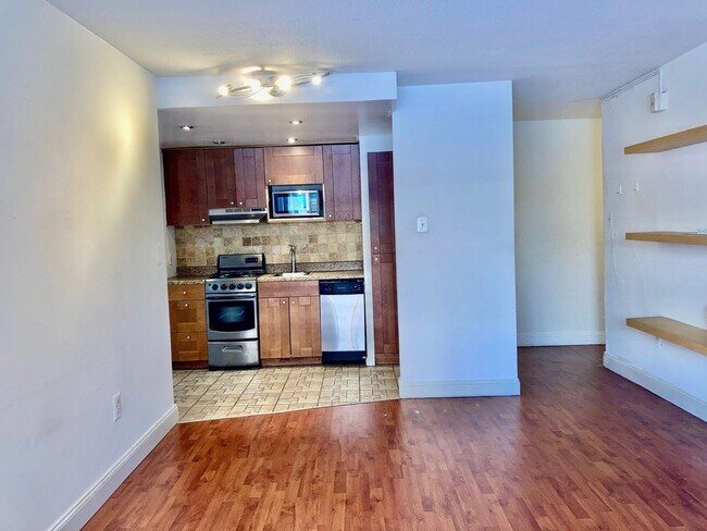 Building Photo - Riverwest Condominiums