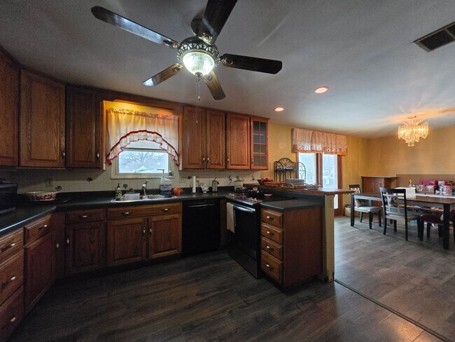 Foto del edificio - Spacious 3-Bedroom Home in Beavercreek