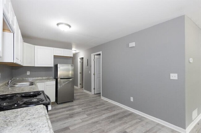 Foto del edificio - 1206 Old Covington Hwy SE
