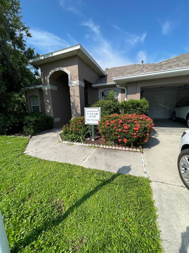 Building Photo - 7409 Linden Ln