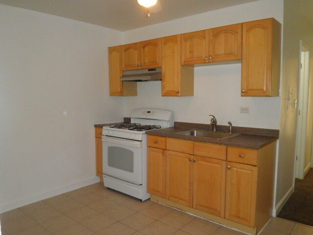 Building Photo - 821 Bode Rd